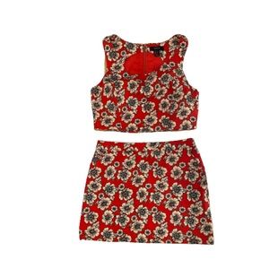 F21 orange floral spring plus size matching set 0x
Skirt has pockets!